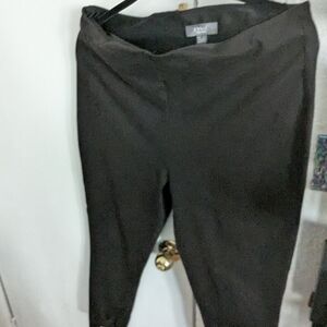 Chic Black Cropped Pants